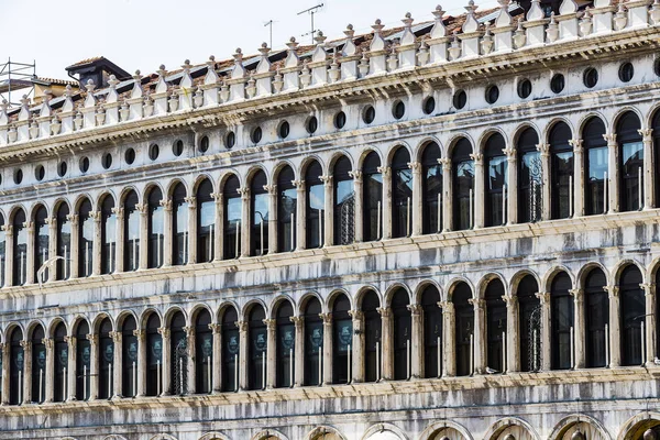 Elementos Arquitetura Casas Nas Ruas Dos Canais Cidade Veneza Itália — Fotografia de Stock