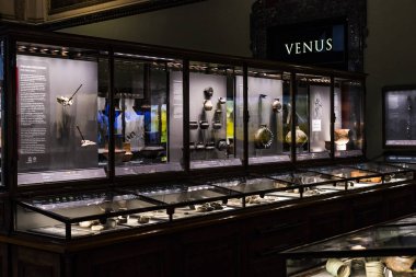 3 Eylül 2018, Viyana, Avusturya: Doğal Tarih Müzesi oluşturur geliştirme insanlık ev eşyaları ve lüks. 