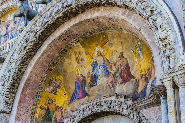 Italia Venice Syyskuuta 2018 Yksityiskohdat Pyhän Markuksen Basilikan Sisätiloista Venetsiassa — kuvapankkivalokuva