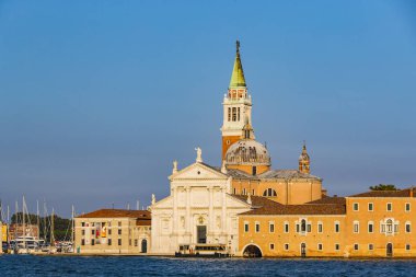 İtalya, Venedik-5 Eylül, 2018: Venedik kanalları boyunca yürüyen bir dizi görüntü, kentin mimari peyzaj zemin karşı.