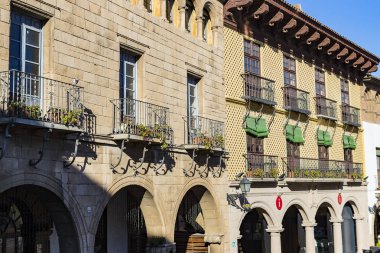 Barcelona, İspanya - 13 Ocak 2018: mimari karmaşık Poble Espanyol ülkenin geleneksel mimarisinin. Barselona'da düzenlenen bir uluslararası sergi için 1929 yılında oluşturulan. 