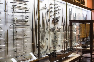 Madrid, İspanya - 28 Mart 2018:İspanya Donanması'nın Madrid tarihindeki Denizcilik Müzesi tarihi eser modellerini . 