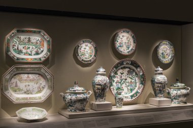 MÜZİK, Almanya - 27 Kasım 2018: Münih 'teki Bavyera Ulusal Müzesi' nde yemek pişirme tarihi ve koleksiyonu sergisi.