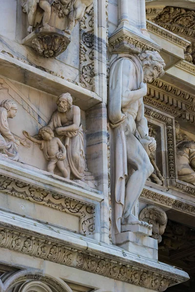 Juni 2018 Milan Italië Beelden Van Heiligen Martelaren Die Kathedraal — Stockfoto