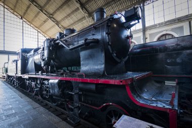 MADRID, İspanya - 27 Mart 2018: Madrid 'deki demiryolu müzesindeki tren kompartımanının iç vagonları. 