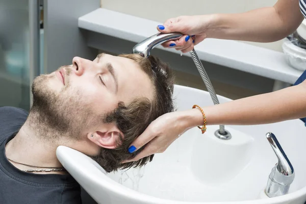 Woman Haircuts Young Guy Hairdresser — Stockfoto