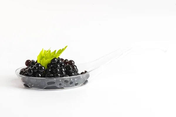 Molekulare Küche Kaviar Elemente Erschossen Nahaufnahme Eines Plastik Buffet Esslöffels — Stockfoto