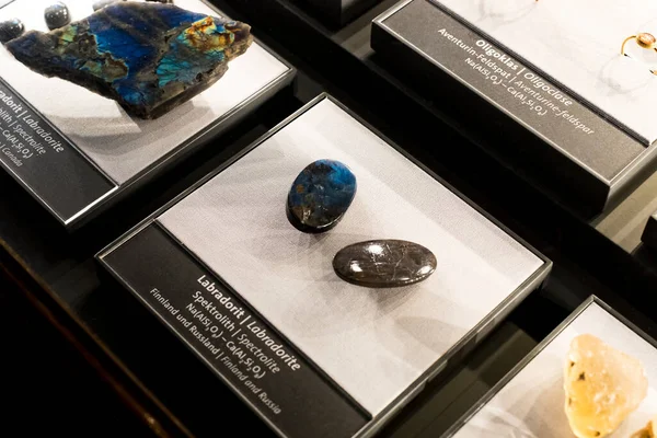 Vienna Áustria Setembro 2018 Exposição Pedras Preciosas Semipreciosas Processadas Não Fotos De Bancos De Imagens