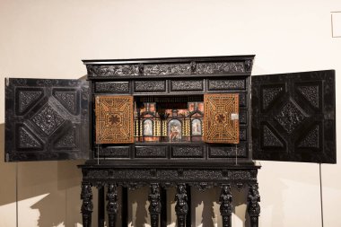 MÜZİK, Almanya - 27 Kasım 2018: Münih 'teki Bavyera Ulusal Müzesi' nde lüks eşyalar ve asiller sanatı sergisi.