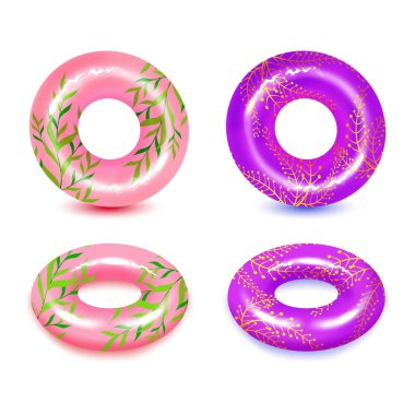 Beyaz arka planda yüzme halkaları. Su ve sahil için şişirilebilir plastik oyuncak ya da yolculuk güvenliği.