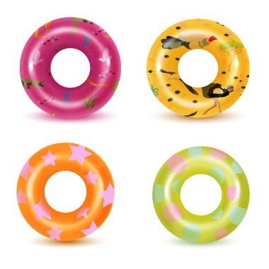 Beyaz arka planda yüzme halkaları. Su ve sahil için şişirilebilir plastik oyuncak ya da yolculuk güvenliği.