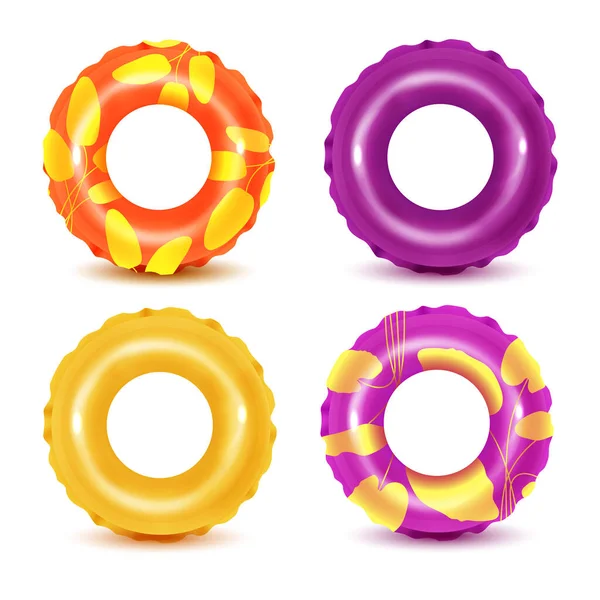 Beyaz arka planda yüzme halkaları. Su ve sahil için şişirilebilir plastik oyuncak ya da yolculuk güvenliği.