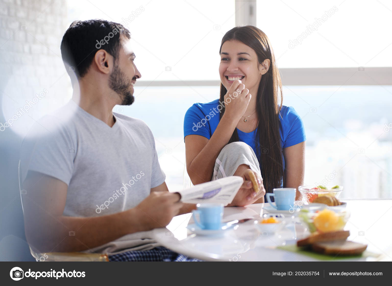 NUEVAS 230 frases e imágenes de buenos días para empezar la mañana con  humor y alegría, image size:1600x1167