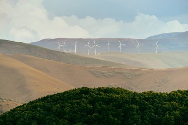 Ispanya 'Da güç üretimi Eolic rüzgar türbinleri alanı