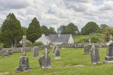 Clonmacnoise Manastırı