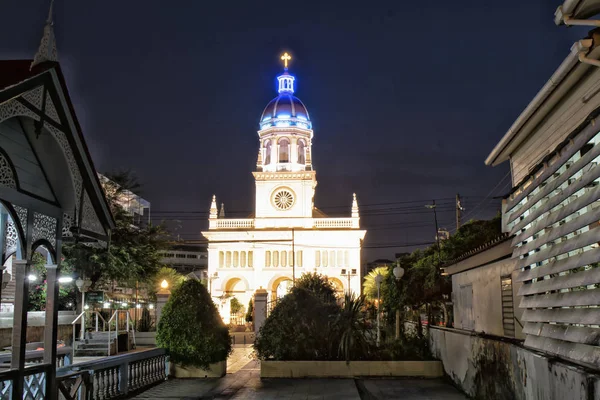 Bangkok Tayland Gece tapınağı.