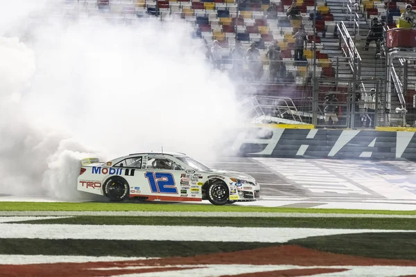 24 Mayıs 2018 - Concord, Kuzey Carolina, ABD: 24 Mayıs 2018 - Concord, Kuzey Carolina, ABD: Arca yarış serisi takım al Charlotte Motor Speedway Concord, Kuzey Carolina, genel lastik 150 için izlemek için.