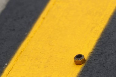 27 Mayıs 2018 - Concord, Kuzey Carolina, ABD: A lug somun beklediği Charlotte Motor Speedway Concord, Kuzey Carolina, Coca-Cola 600 sırasında kullanılmak üzere.