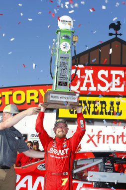17 Haziran 2018 - Newton, Iowa, ABD: Justin Allgaier (7) WINS Iowa Speedway Newton, Iowa Iowa 250.
