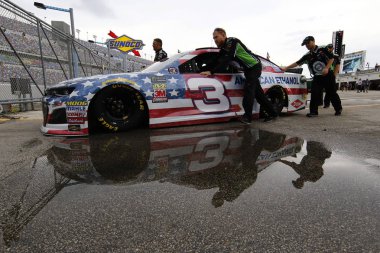 06 Temmuz 2018 - Daytona Beach, Florida, ABD: Austin Dillon (3) araba Coke sıfır şeker 400 Daytona International Speedway Daytona Beach, Florida, eleme önce yol pit itilir.