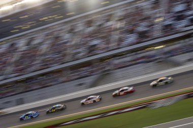 07 Temmuz 2018 - Daytona Beach, Florida, ABD: Ricky Stenhouse, Jr (17) yarışları sırasında Coke sıfır şeker 400 Daytona International Speedway Daytona Beach, Florida, köpek bacak aşağı.