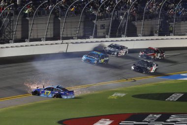 07 Temmuz 2018 - Daytona Beach, Florida, ABD: Monster enerji Nascar Cup Serisi Yarış sırasında Coke sıfır şeker 400 Daytona International Speedway Daytona Beach, Florida, paketindeki.