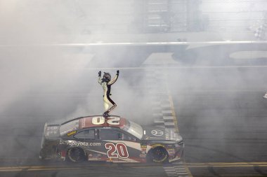 07 Temmuz 2018 - Daytona Beach, Florida, ABD: Erik Jones (20) WINS Coke sıfır şeker 400 Daytona International Speedway Daytona Beach, Florida.