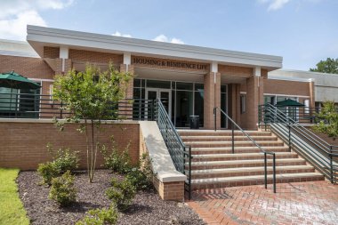 University of North Carolina, Charlotte, olarak da bilinen Unc Charlotte, Charlotte, North Carolina, Amerika Birleşik Devletleri'nde bulunan devlet araştırma üniversitesidir. UNC Charlotte teklifler 23 doktora, 64 mastır ve 140 lisans programları 