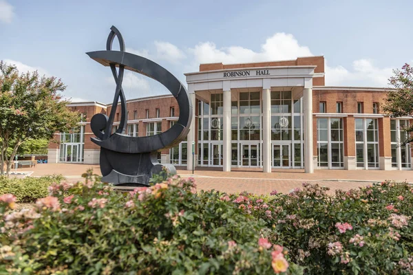 University of North Carolina, Charlotte, olarak da bilinen Unc Charlotte, Charlotte, North Carolina, Amerika Birleşik Devletleri'nde bulunan devlet araştırma üniversitesidir. UNC Charlotte teklifler 23 doktora, 64 mastır ve 140 lisans programları 