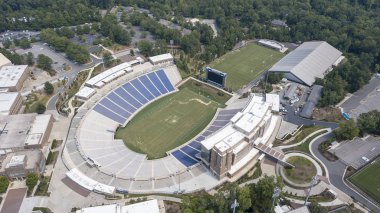 Brooks alandır Wallace Wade Stadyumu'nda bir 40,004-kişilik stadyum Durham, North Carolina Duke Üniversitesi Kampüsü üzerinde