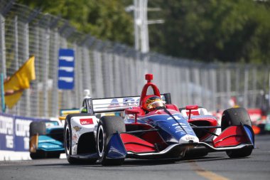 15 Temmuz 2018 - Toronto, Ontario, Ca: Brezilya savaşlarından pozisyon sırasında Honda Indy Toronto Toronto sokakları, Toronto, Ontario Matheus Leist (4).