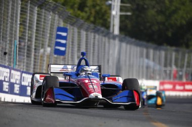 15 Temmuz 2018 - Toronto, Ontario, Ca: Brezilya savaşlarından pozisyon sırasında Honda Indy Toronto Toronto sokakları, Toronto, Ontario Tony Kanaan (14).