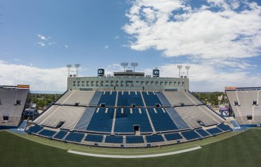 Lavell Edwards Stadyumu Brigham Young Üniversitesi (Byu) kampüste Provo, Utah, açık bir spor stadyum ve Byu Cougars ev alandır.