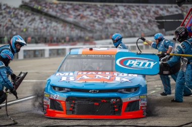22 Temmuz 2018 - Loudon, New Hampshire, ABD: Bir mola sırasında Foxwoods Resort Casino 301 New Hampshire Motor Speedway Loudon, New Hampshire, Darrell Wallace, Jr (43) yapar.
