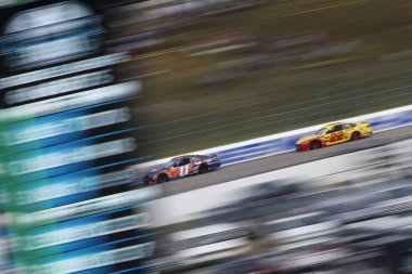 22 Temmuz 2018 - Loudon, New Hampshire, ABD: Denny Hamlin (11) savaşlar sırasında Foxwoods Resort Casino 301 New Hampshire Motor Speedway, pozisyon Loudon, New Hampshire için.