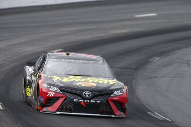 22 Temmuz 2018 - Loudon, New Hampshire, ABD: Martin Truex, Jr (78) savaşlar sırasında Foxwoods Resort Casino 301 New Hampshire Motor Speedway, pozisyon Loudon, New Hampshire için.