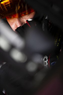 28 Temmuz 2018 - uzun gölet, Pennsylvania, ABD: Kurt Busch (41) alır kaz açık havada 400 uzun gölet, Pennsylvania Pocono Raceway, çalışmaya hazır.