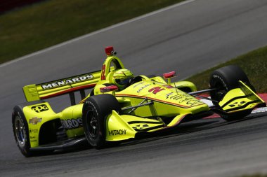 27 Temmuz 2018 - Lexington, Ohio, Amerika Birleşik Devletleri: Fransa alır izlemek için Honda Indy 200 Lexington, Ohio orta Ohio spor araba sahasında pratik Simon Pagenaud (22).