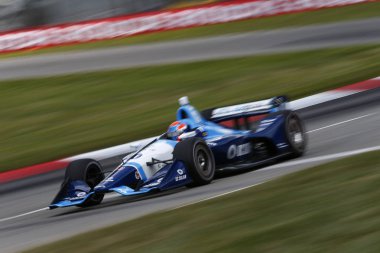 28 Temmuz 2018 - Lexington, Ohio, Amerika Birleşik Devletleri: Ed için Honda Indy 200 Lexington, Ohio orta Ohio spor araba sahasında hak kazanmak için Jones (10) izlemek için Birleşik Arap Emirlikleri alır.