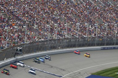 12 Ağustos 2018 - Brooklyn, Michigan, ABD: Jamie Mcmurray (1) savaşlar sırasında tüketici enerji 400 Michigan International Speedway adlı konumda Brooklyn, Michigan için.