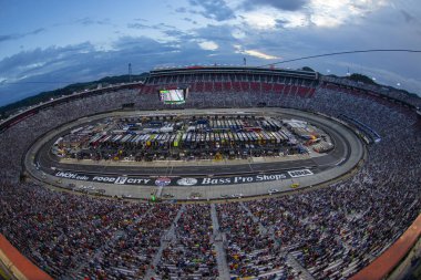 18 Ağustos 2018 - Bristol, Tennessee, ABD: Monster enerji Nascar Cup Serisi takım almak için Bass Pro dükkan Nra gece yarışı Bristol Motor Speedway Bristol, Tennessee, izlemek için.
