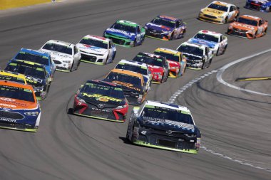 16 Eylül 2018 - Las Vegas, Nevada, ABD: Kyle Larson (42) yarışları Güney noktası 400 Las Vegas, Nevada Las Vegas Motor Speedway, dört fırsatta sahadan aracılığıyla.
