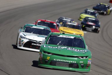 15 Eylül 2018 - Las Vegas, Nevada, ABD: Ryan Truex (11) yarışları Dc güneş 300 Las Vegas, Nevada Las Vegas Motor Speedway, dört fırsatta aracılığıyla.