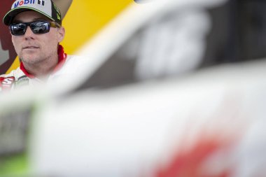 15 Eylül 2018 - Las Vegas, Nevada, ABD: Kevin Harvick (4) alır Güney noktası 400, Las Vegas, Nevada Las Vegas Motor Speedway için uygulamaya izlenecek almaya hazır.