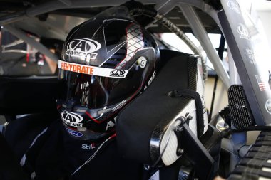 14 Eylül 2018 - Las Vegas, Nevada, ABD: Trevor Bayne (6) askıları içine arabasını Güney noktası 400, Las Vegas, Nevada Las Vegas Motor Speedway için uygulamaya.