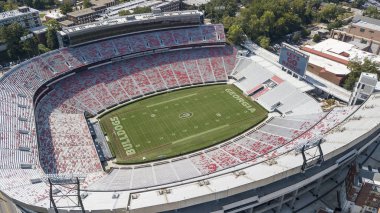 03 Ekim 2018 - Athens, Georgia, ABD: Sanford stadyum, futbol Athens, Georgia, Amerika Birleşik Devletleri Georgia Üniversitesi Kampüs oynarken mekanı olan havadan izleme. 