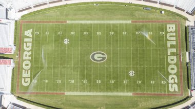 03 Ekim 2018 - Athens, Georgia, ABD: Sanford stadyum, futbol Athens, Georgia, Amerika Birleşik Devletleri Georgia Üniversitesi Kampüs oynarken mekanı olan havadan izleme. 