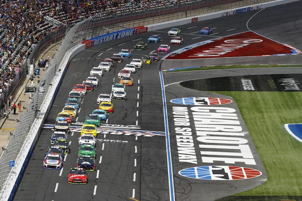 30 Eylül 2018 - Concord, Kuzey Carolina, ABD: Kurt Busch (41) yarışları sırasında Amerika banka Roval 400 Charlotte Motor Speedway Concord, Kuzey Carolina.