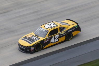 05 Ekim 2018 - Dover, Delaware, Amerika Devletleri: John Hunter Nemechek (42) alır pratik Bar Harbor'da 200 Dover International Speedway Dover, Delaware'de için izlemek için.