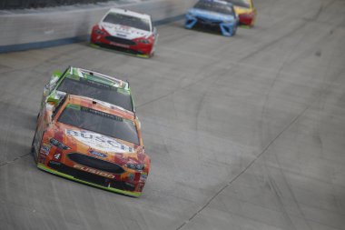 07 Ekim 2018 - Dover, Delaware, Amerika Devletleri: Kevin Harvick (4) savaş sırasında göz açık havada 400 Dover International Speedway adlı konumda Dover, Delaware için.